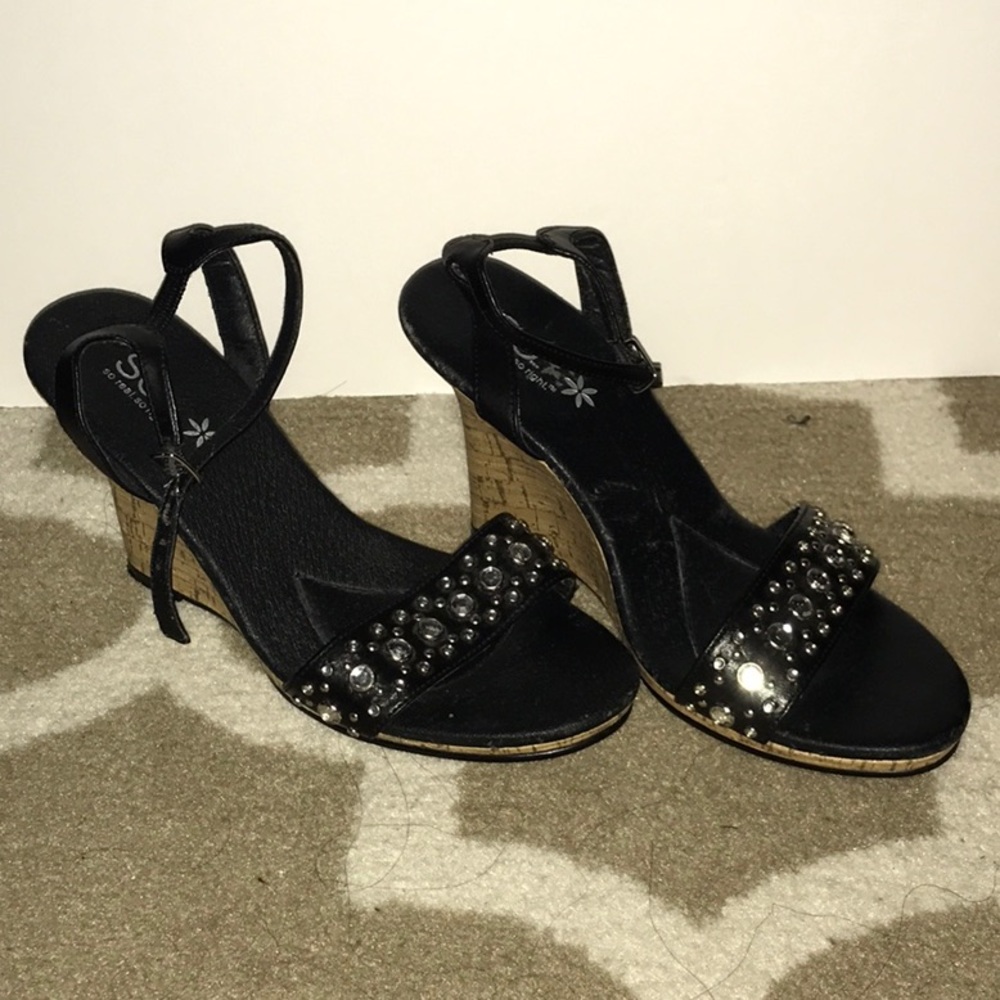 Black wedges. Great for summer dresses!